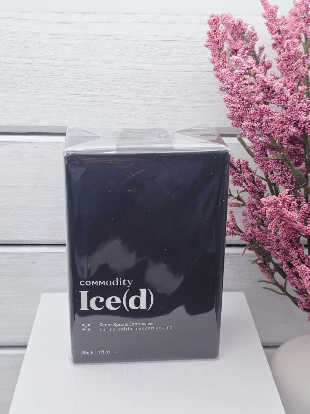 Commodity Ice(d) Scent Space Expressive